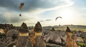 Kapadokya'da Yamaç Paraşütü